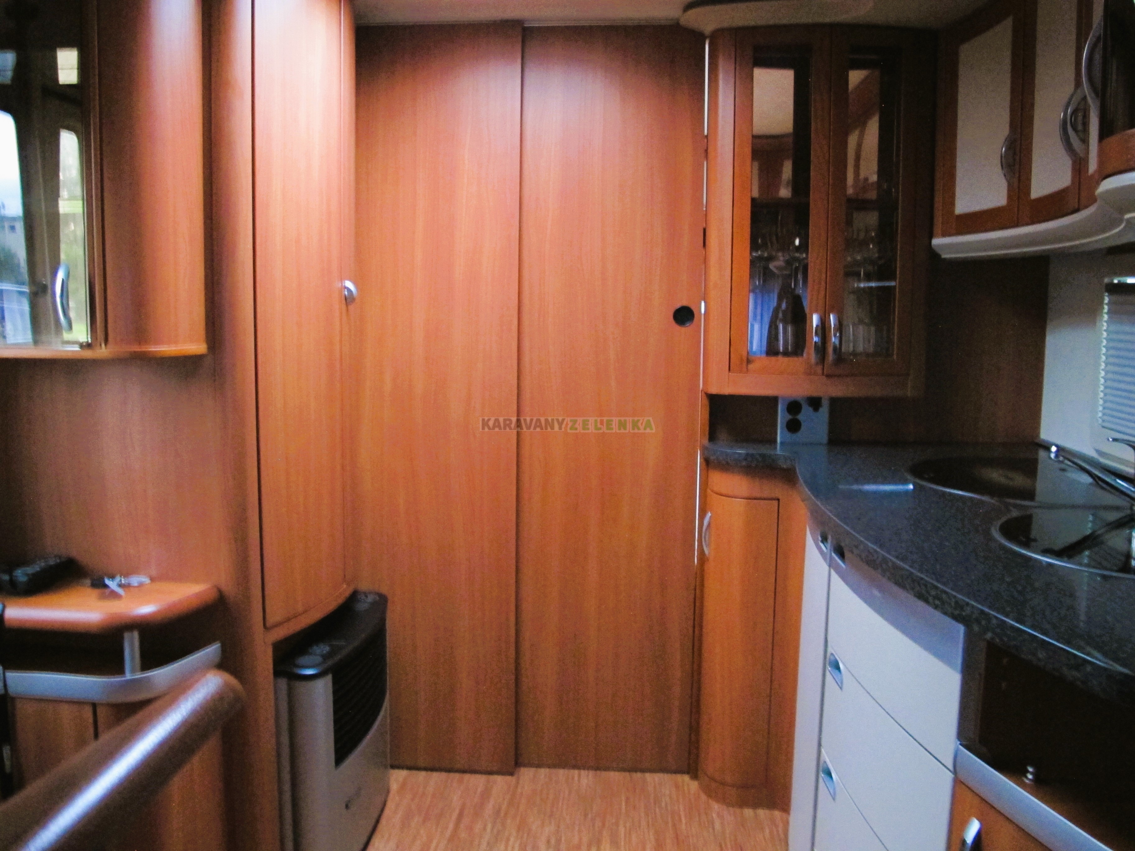 Karavan HOBBY 560 WLU Karavany Zelenka Pečky 602 692 885