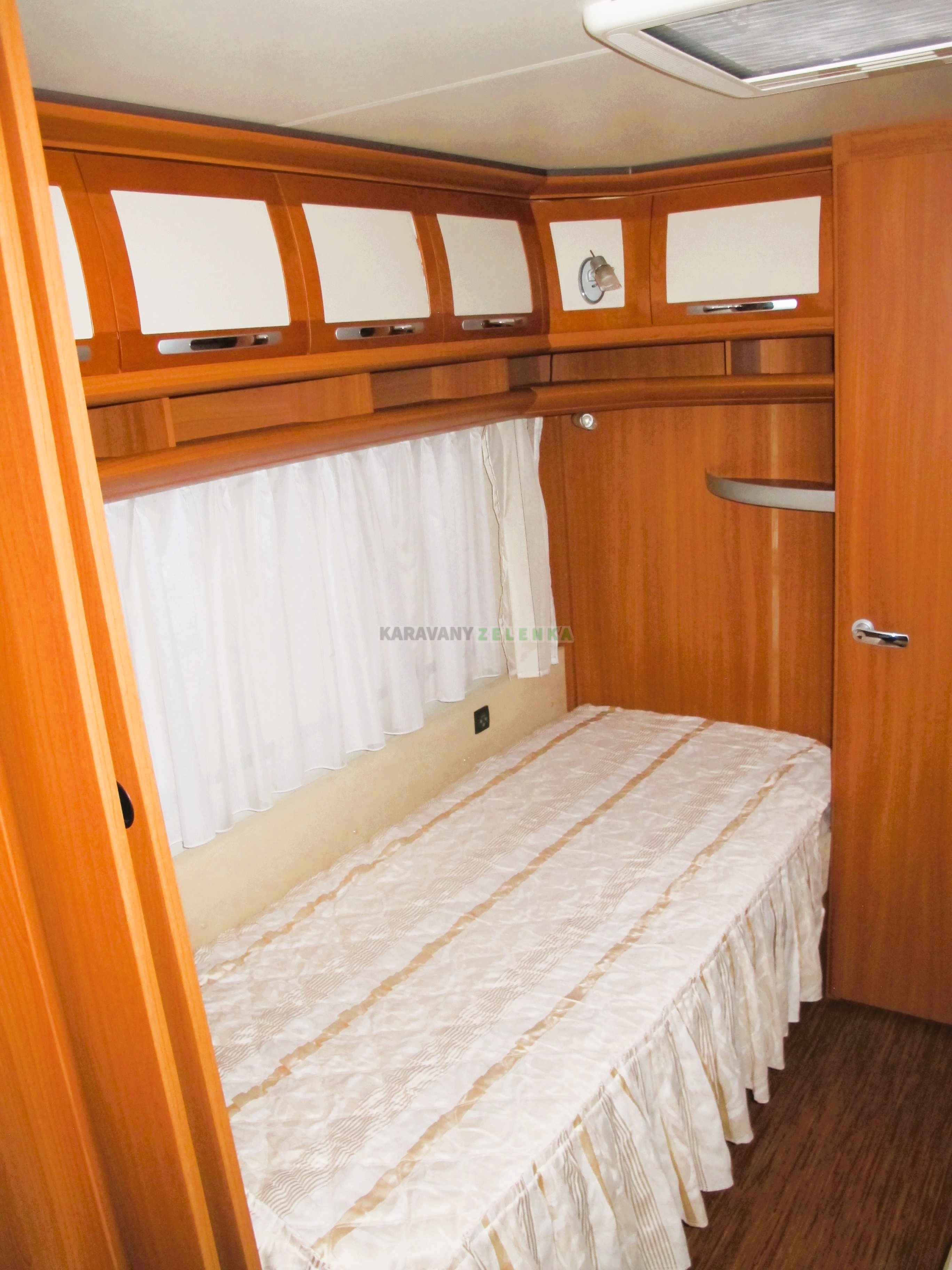 Karavan HOBBY 560 WLU Karavany Zelenka Pečky 602 692 885