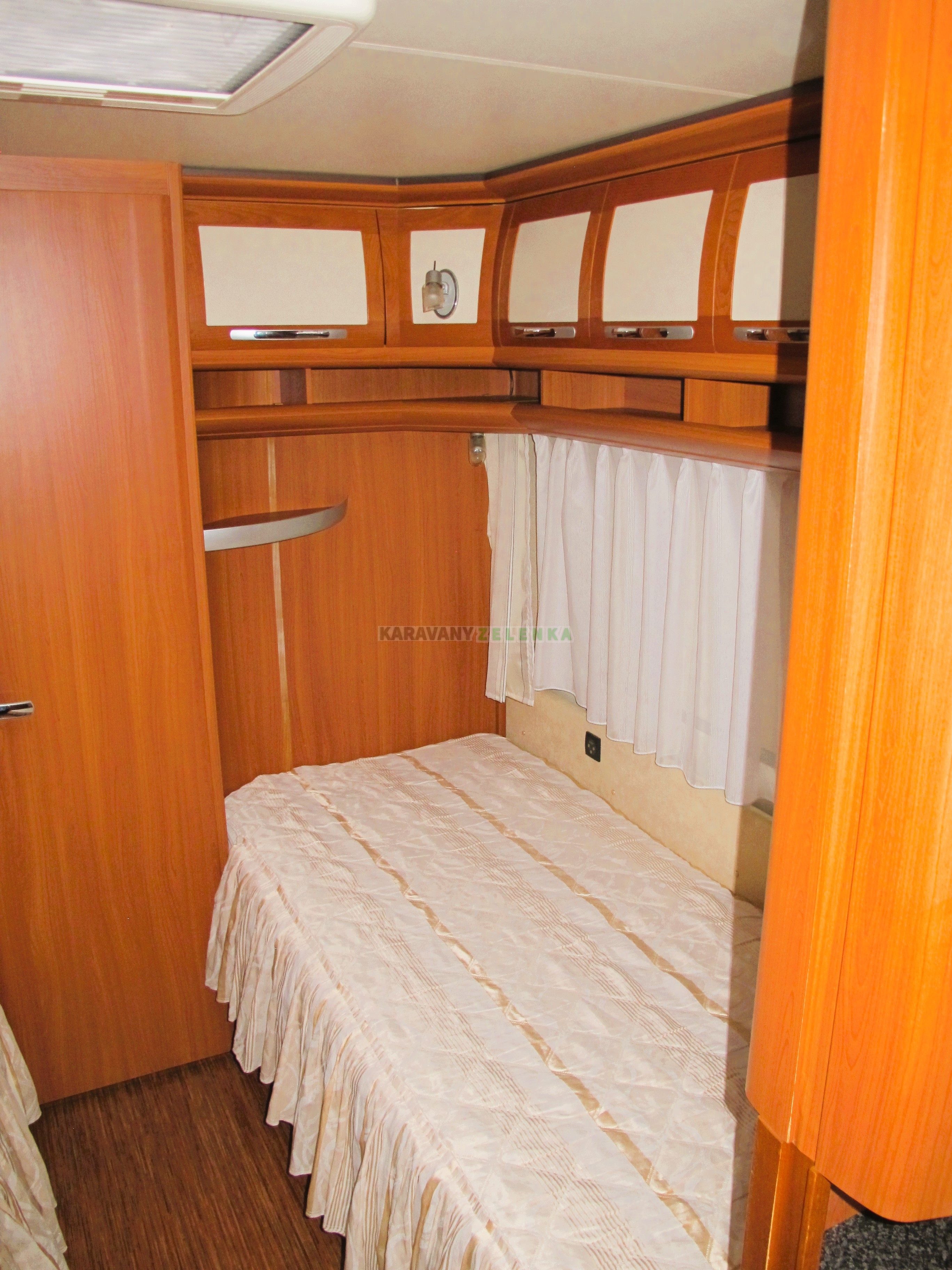 Karavan HOBBY 560 WLU Karavany Zelenka Pečky 602 692 885