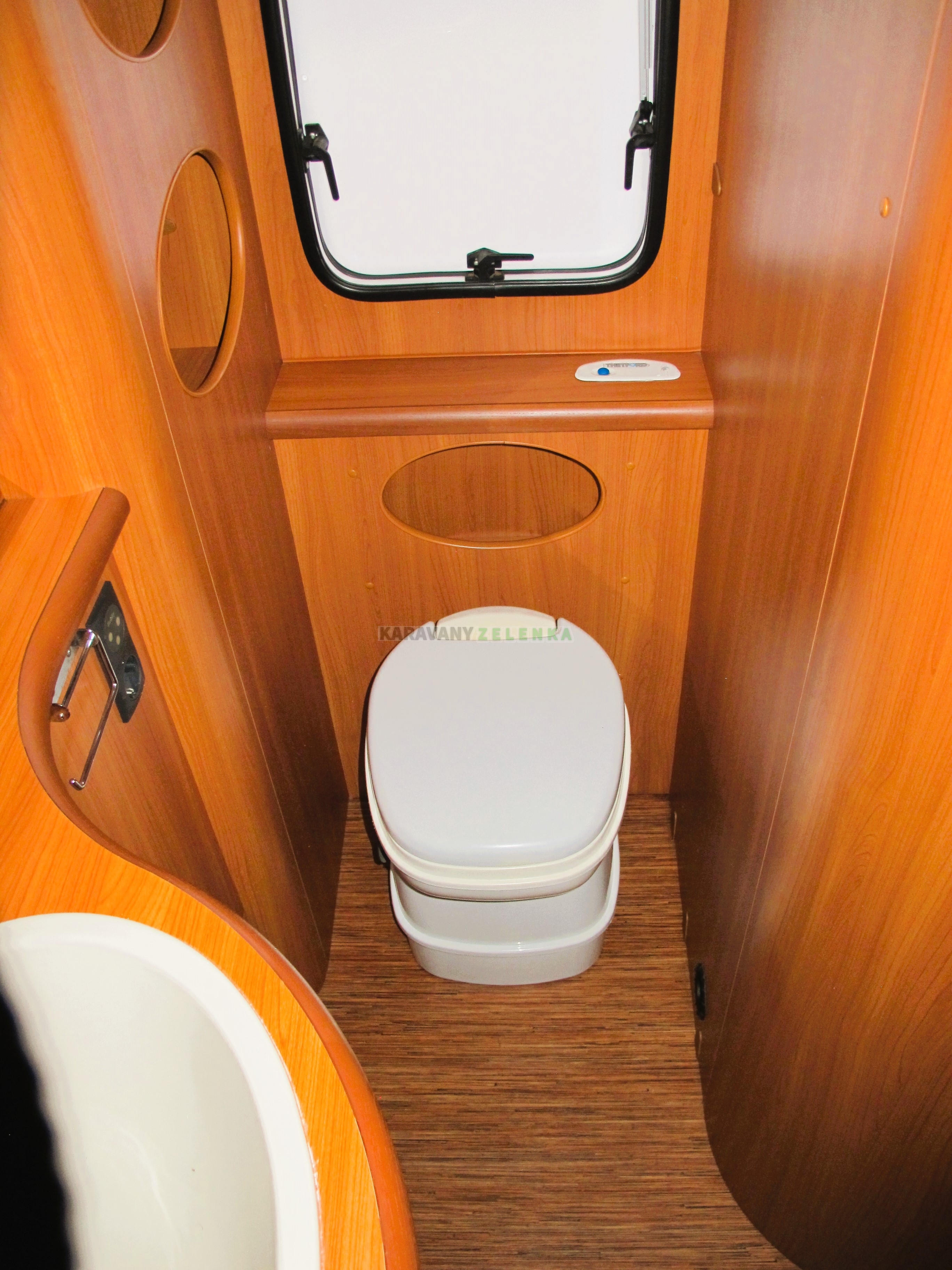 Karavan HOBBY 560 WLU Karavany Zelenka Pečky 602 692 885