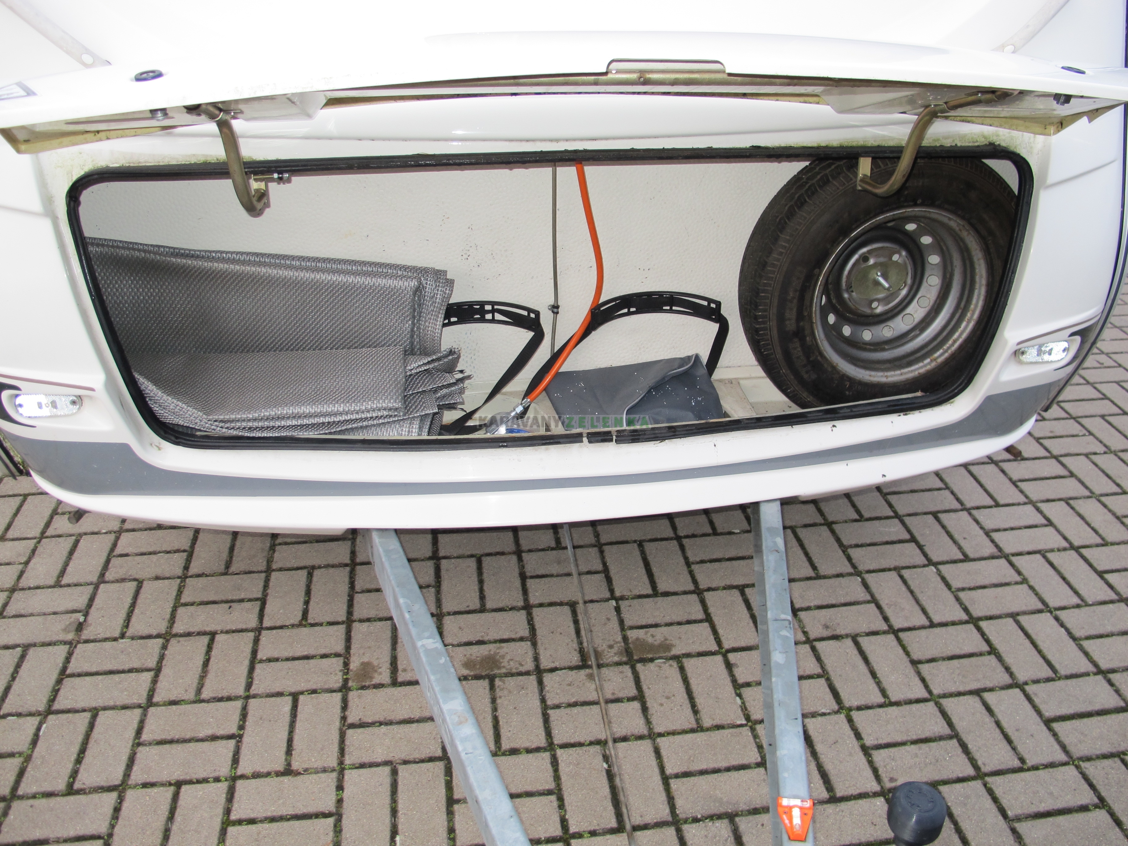 Karavan CHATEAU 390 CALISTA Karavany Zelenka Pečky 602 692 885