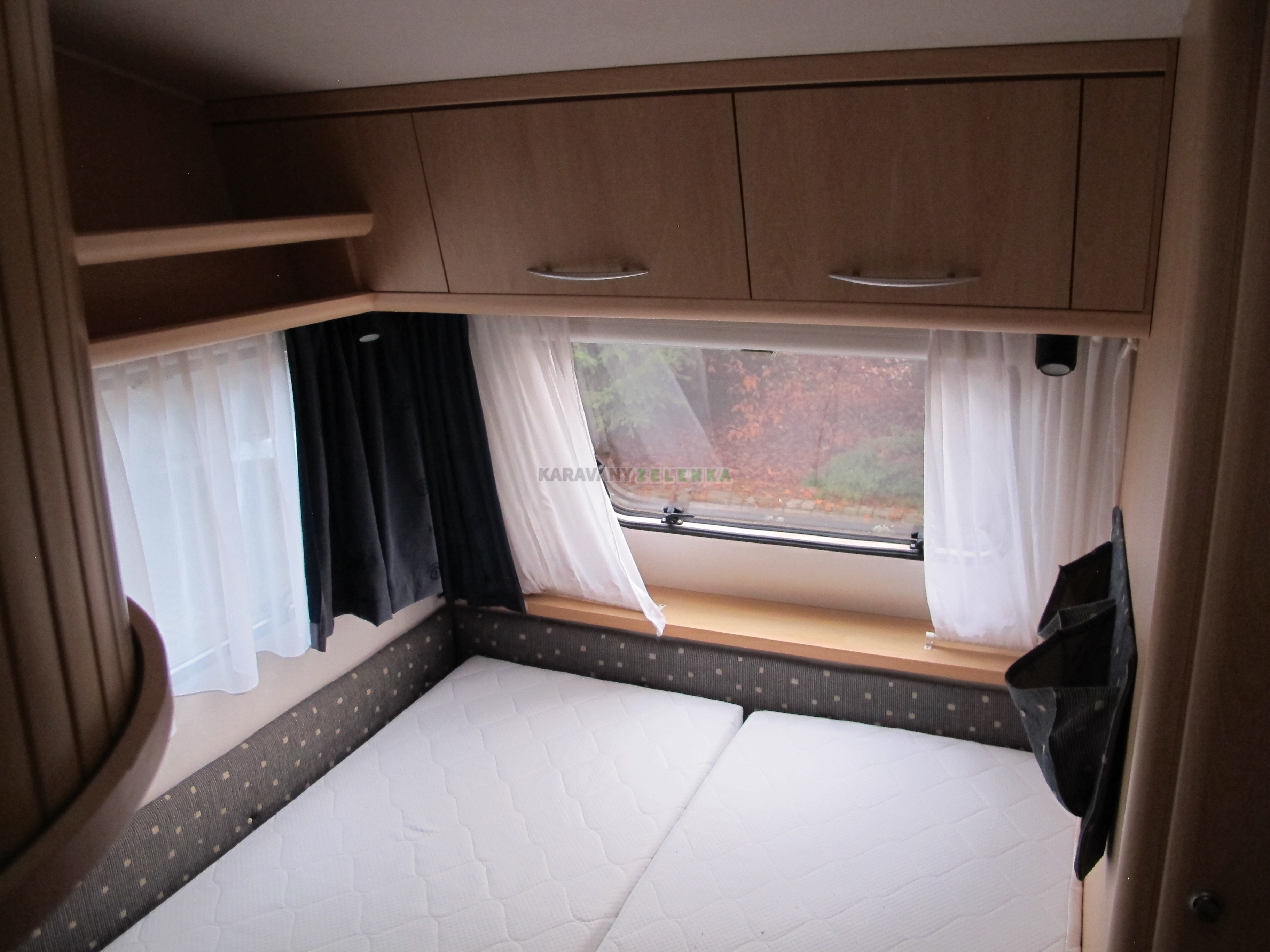 Karavan CHATEAU 390 CALISTA Karavany Zelenka Pečky 602 692 885