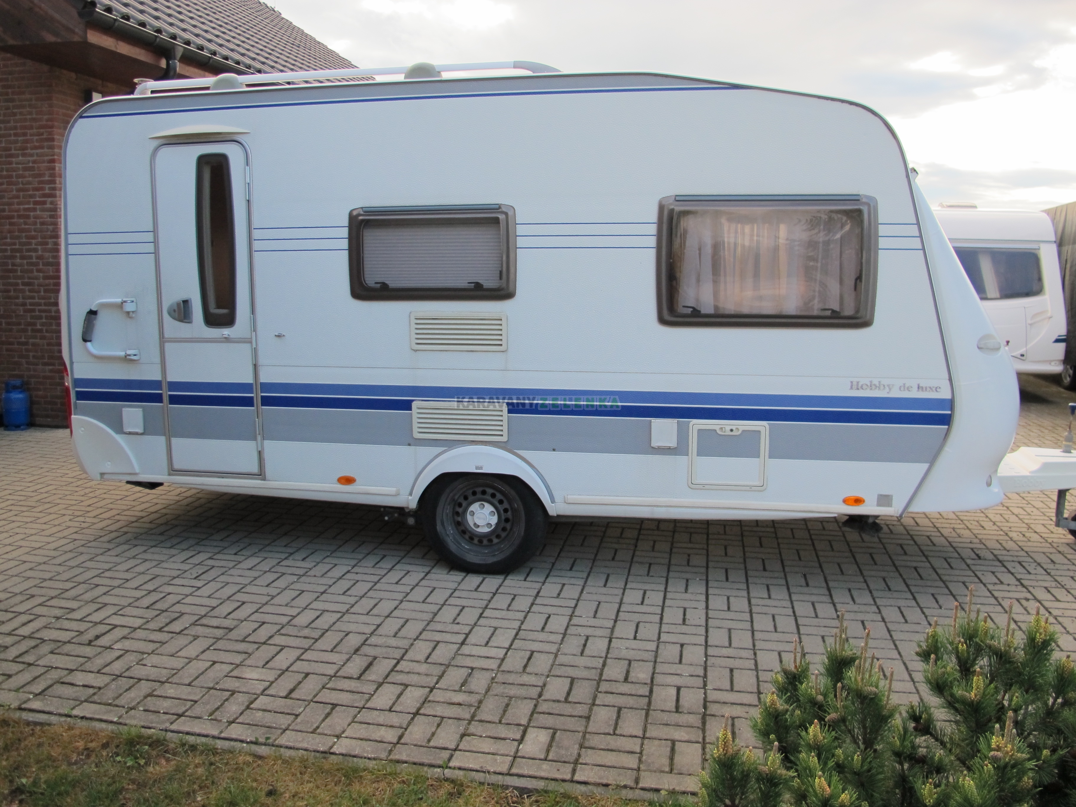 HOBBY 440 DE LUXE