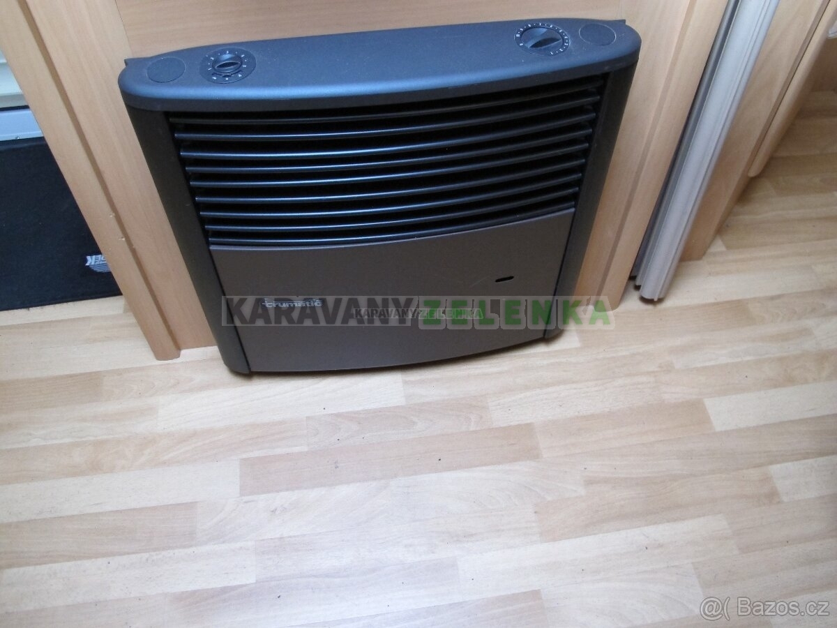 Karavan WILK 450 STERN Karavany Zelenka Pečky 602 692 885