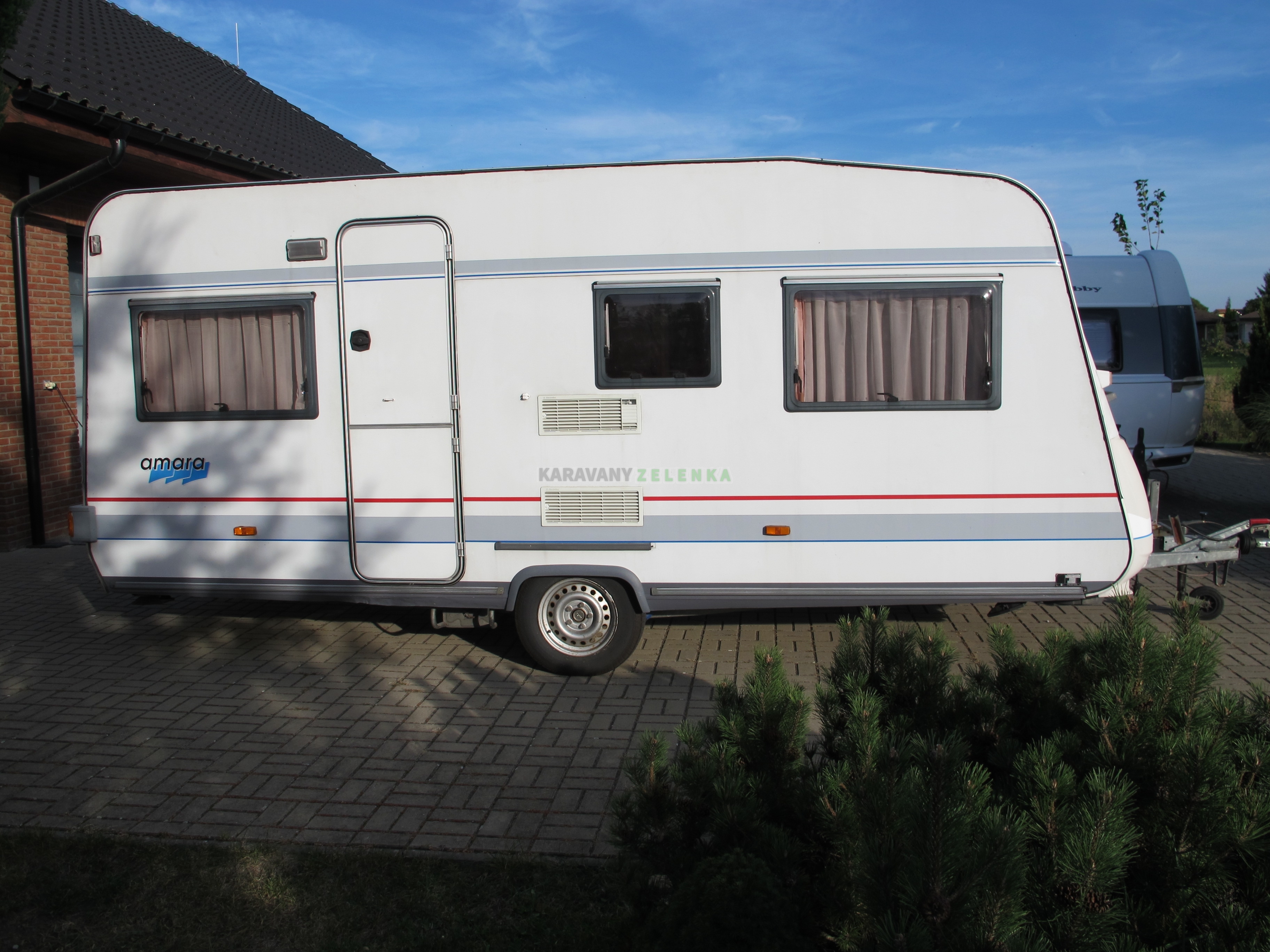 BÜRSTNER AMARA 460