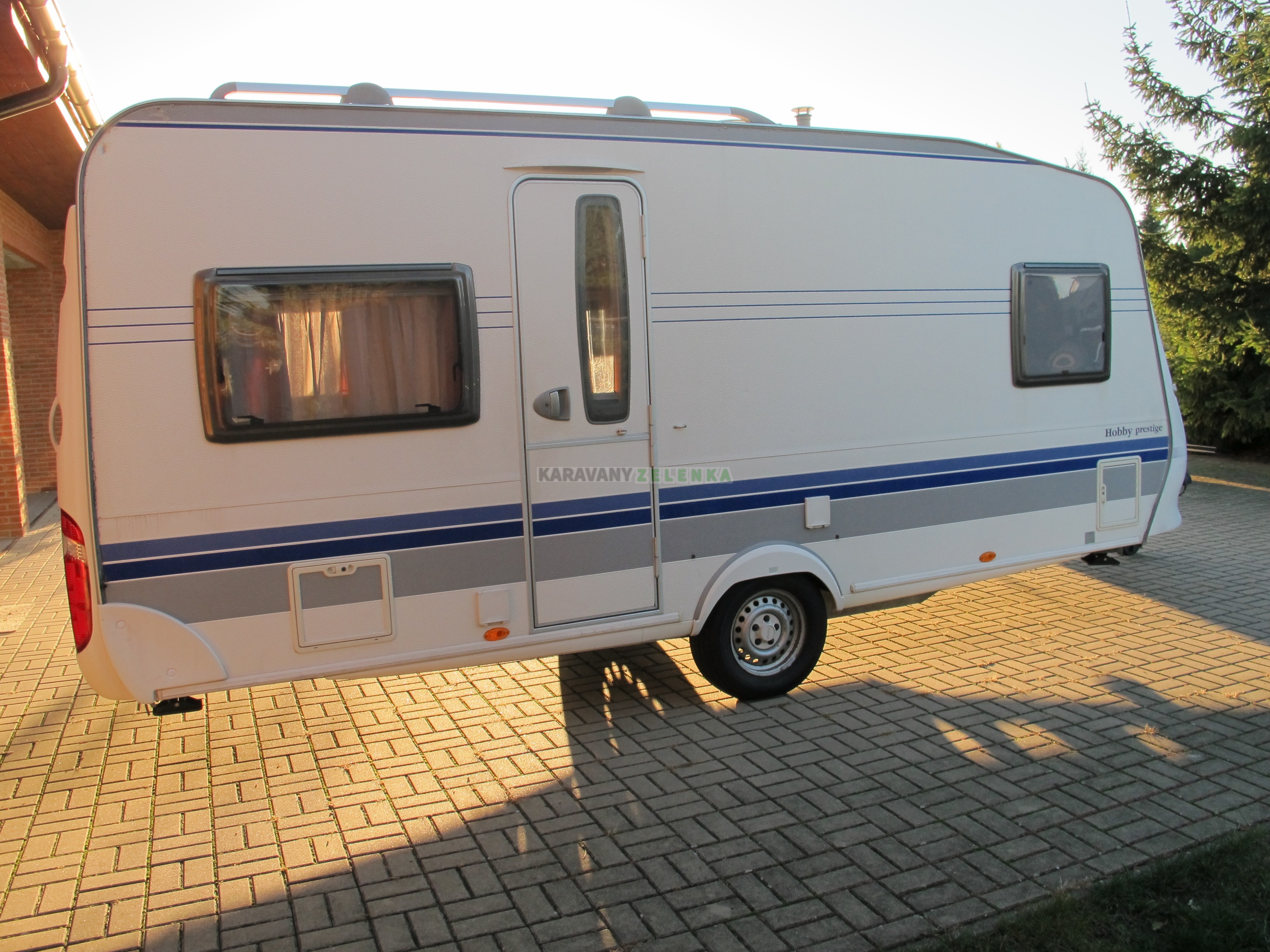 HOBBY 495 UFE