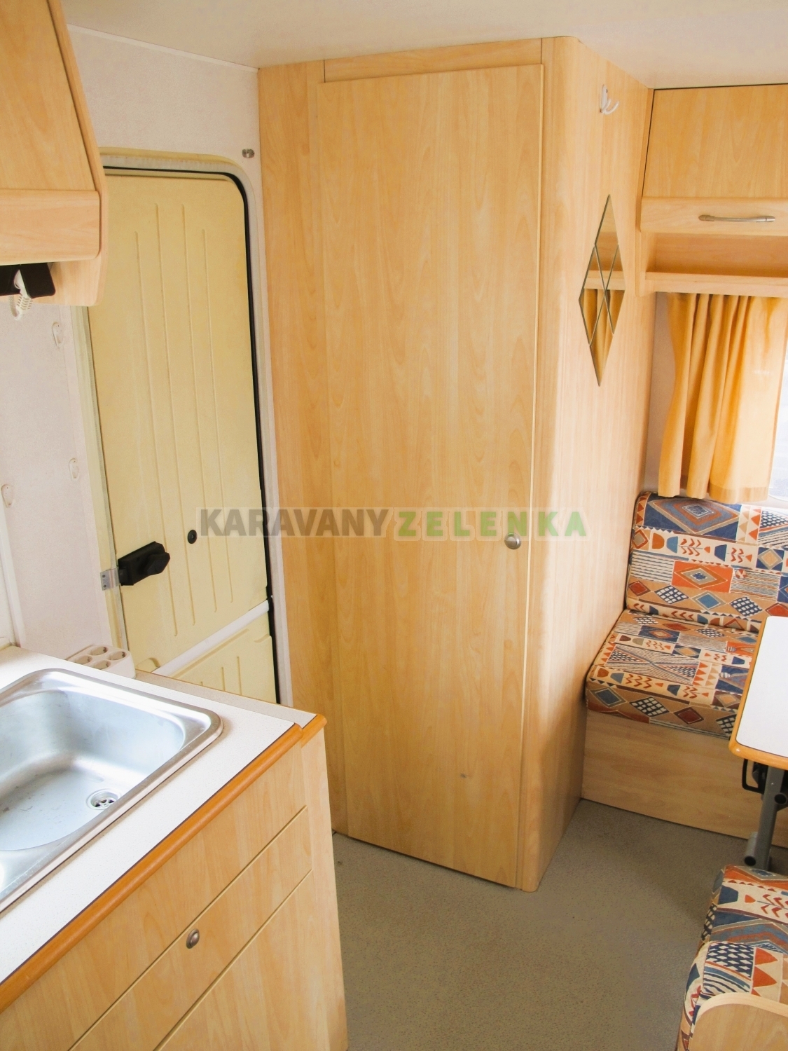 Karavan BEYERLAND 430 VITESE Karavany Zelenka Pečky 602 692 885